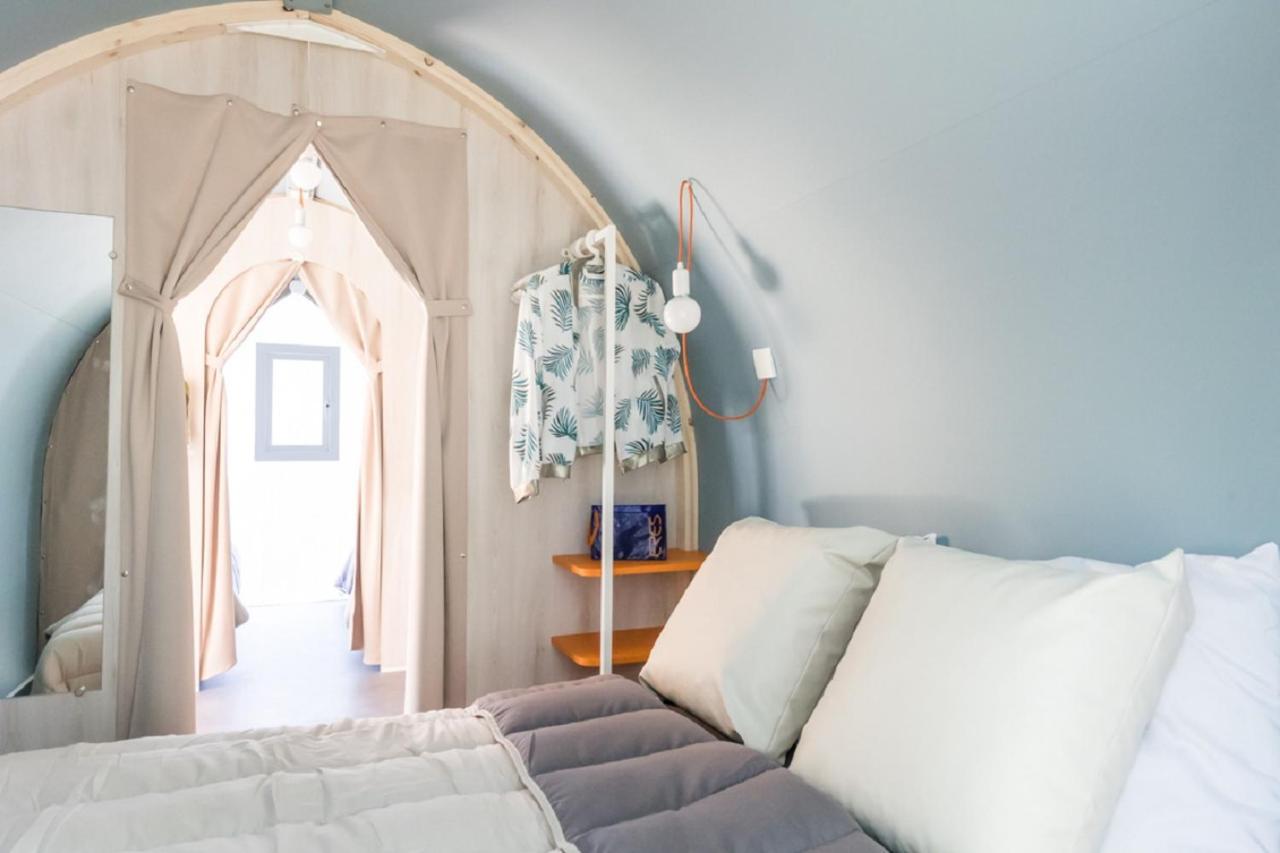 Camping Le Chateau Du Gibanel Saint-Martial-Entraygues Екстериор снимка